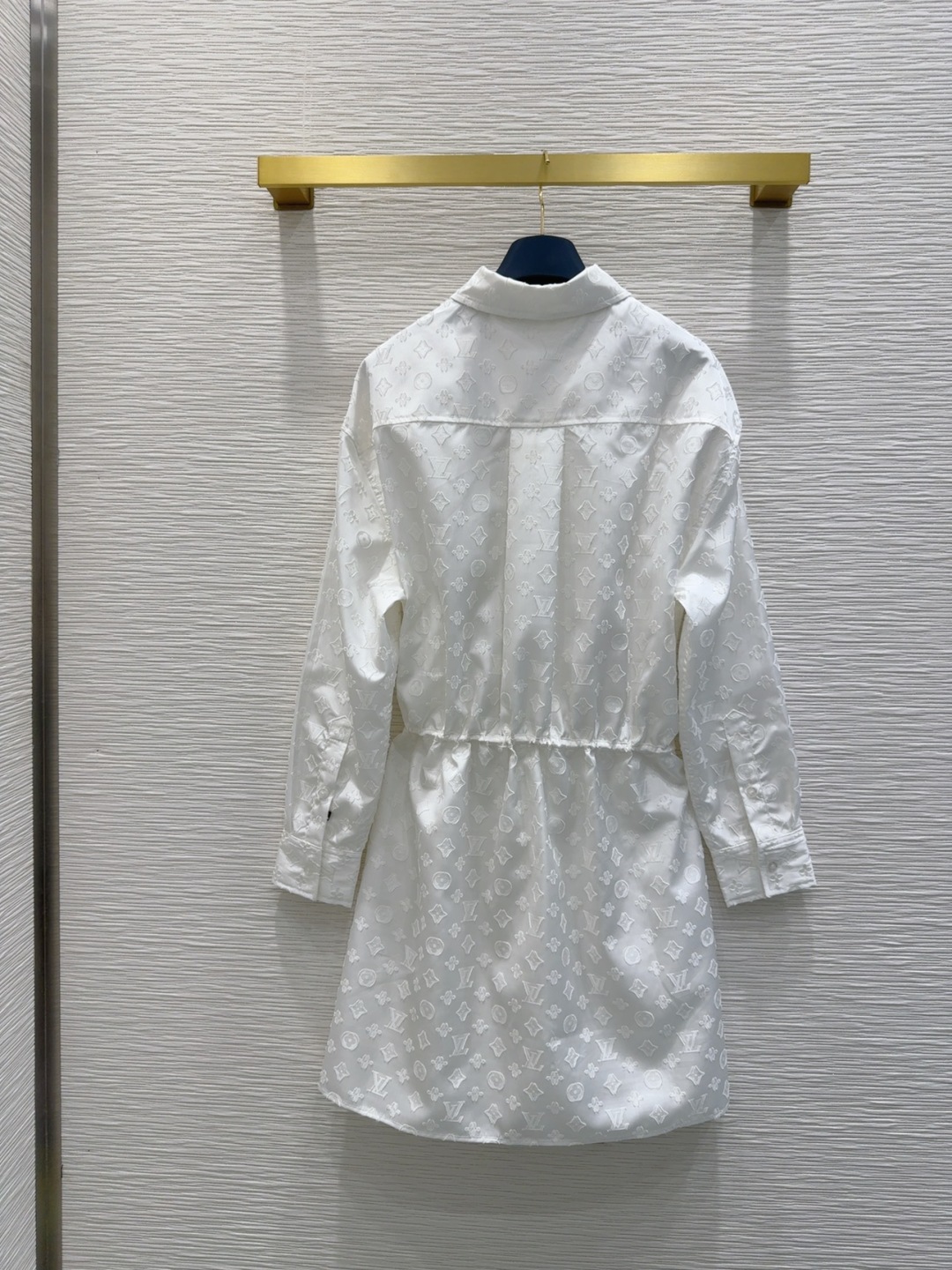 “Louis Vuitton 2025SS Female Dress: Stupendous Design with Custom Details and 3D Cut” - 图片 9