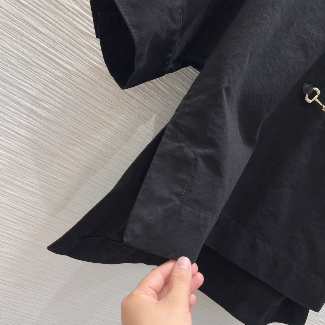 Luxurious Gucci 2025FW Female Insulation Suit: Fabulous Quality and Design, Highly Recommended - 图片 6