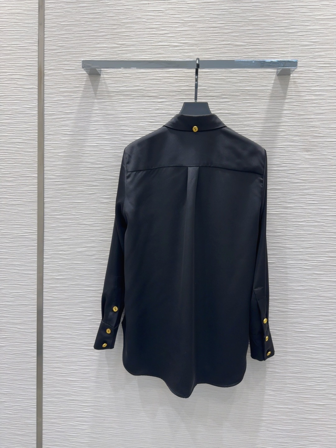 “2025FW Schiaparelli Women’s Suit with Silk Shirt: Classic, Stylish, and Easy to Wear” - 图片 9