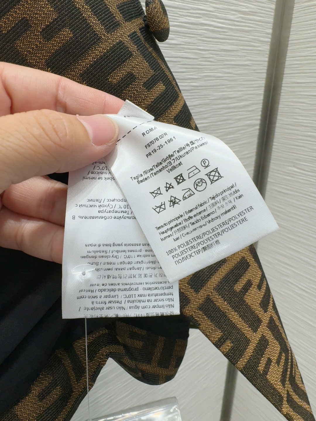 “3D Cut-off Wrapper for Stylish, Elegant Girl: SML Collection” - 图片 7