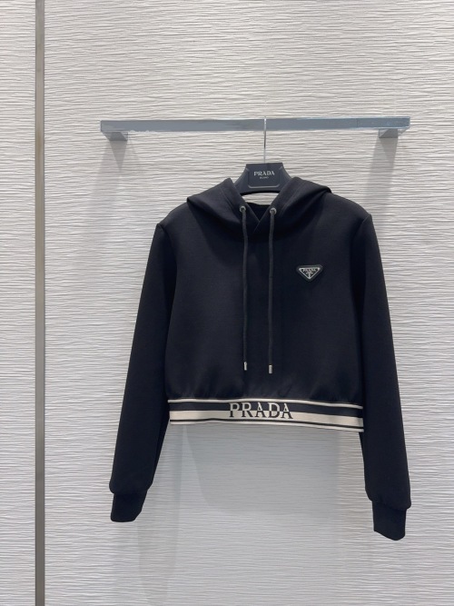 Prada 2025FW Stylish Black Hoodie: Exquisite Details, Comfortable Fit