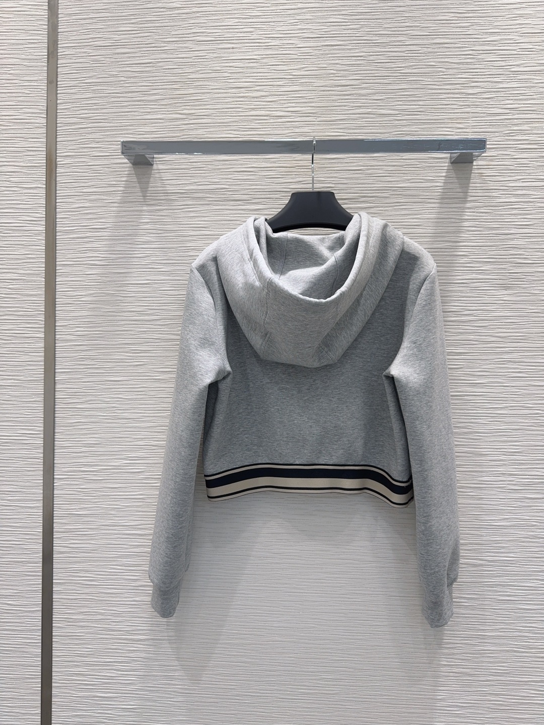 Prada Women's Grey Cropped Hoodie - Stylish and Comfortable 2025 Collection 10 cmp i1755767796264 3600 0 8