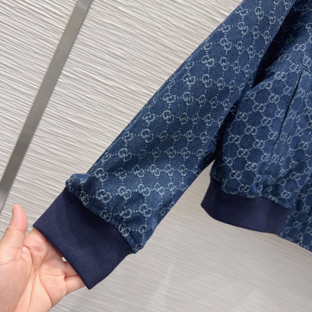 Gucci 2025FW Jacquard Denim Jacket With Pockets, Ribbed Cuffs, and Zip Closure 7 cmp i1756298809659 6625 0 5