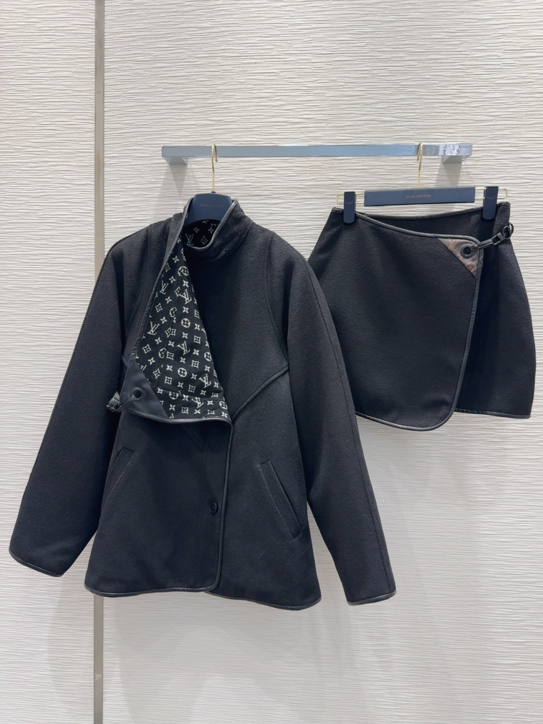 Louis Vuitton Wool Blend Jacket - Stylish, Comfortable, and Luxurious 10 cmp i1756384793381 5409 0 8