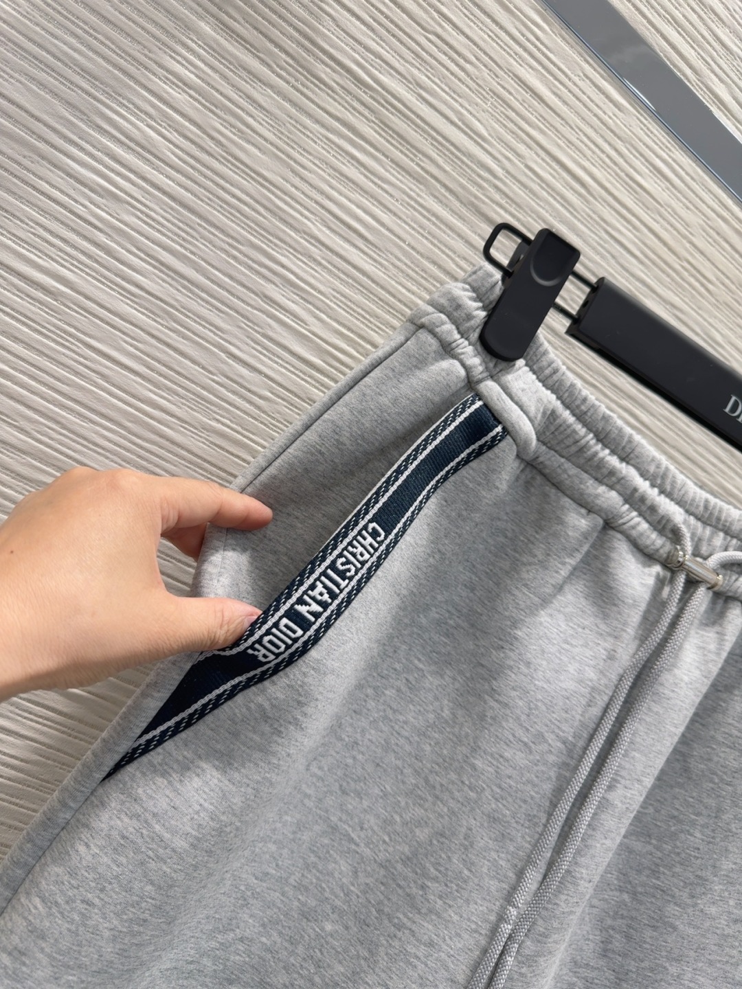 Dior 2025FW Women's Gray Tracksuit, Elegant and Fashionable, Wardrobe Essential 7 cmp i1756637972381 3632 0 3