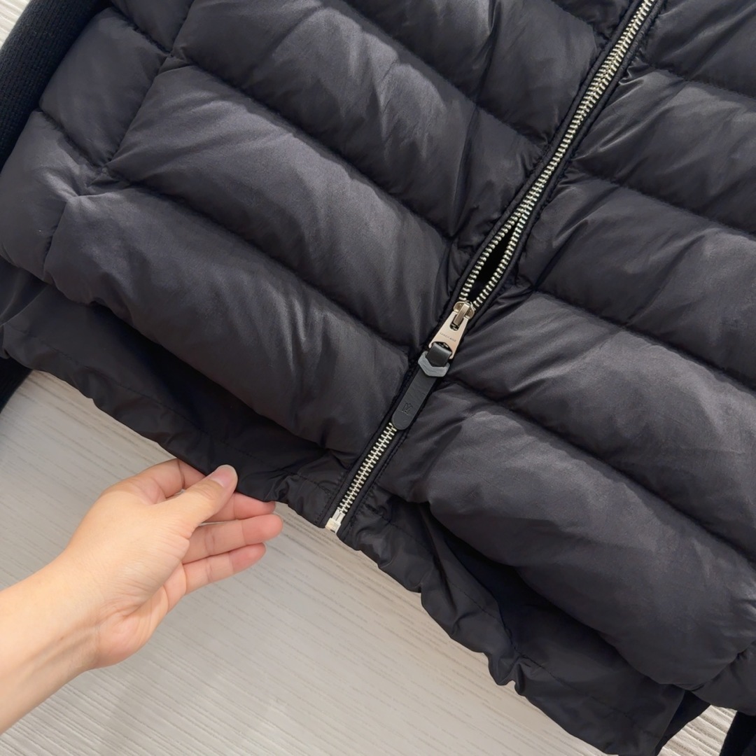 🛍️ MACKAG*E 👑2025FW新款羽绒服 90%鸭绒+10%羽毛 袖子30%羊毛 整体保暖效果拉