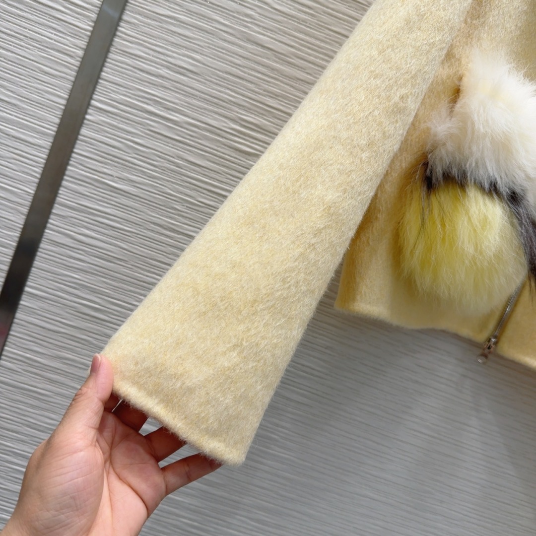 🛍️🛍️原单品质❤️渠道狠货❤️Max Mar*a👑双面羊绒大衣 高衣品的宝宝 30％羊绒+70％羊毛+