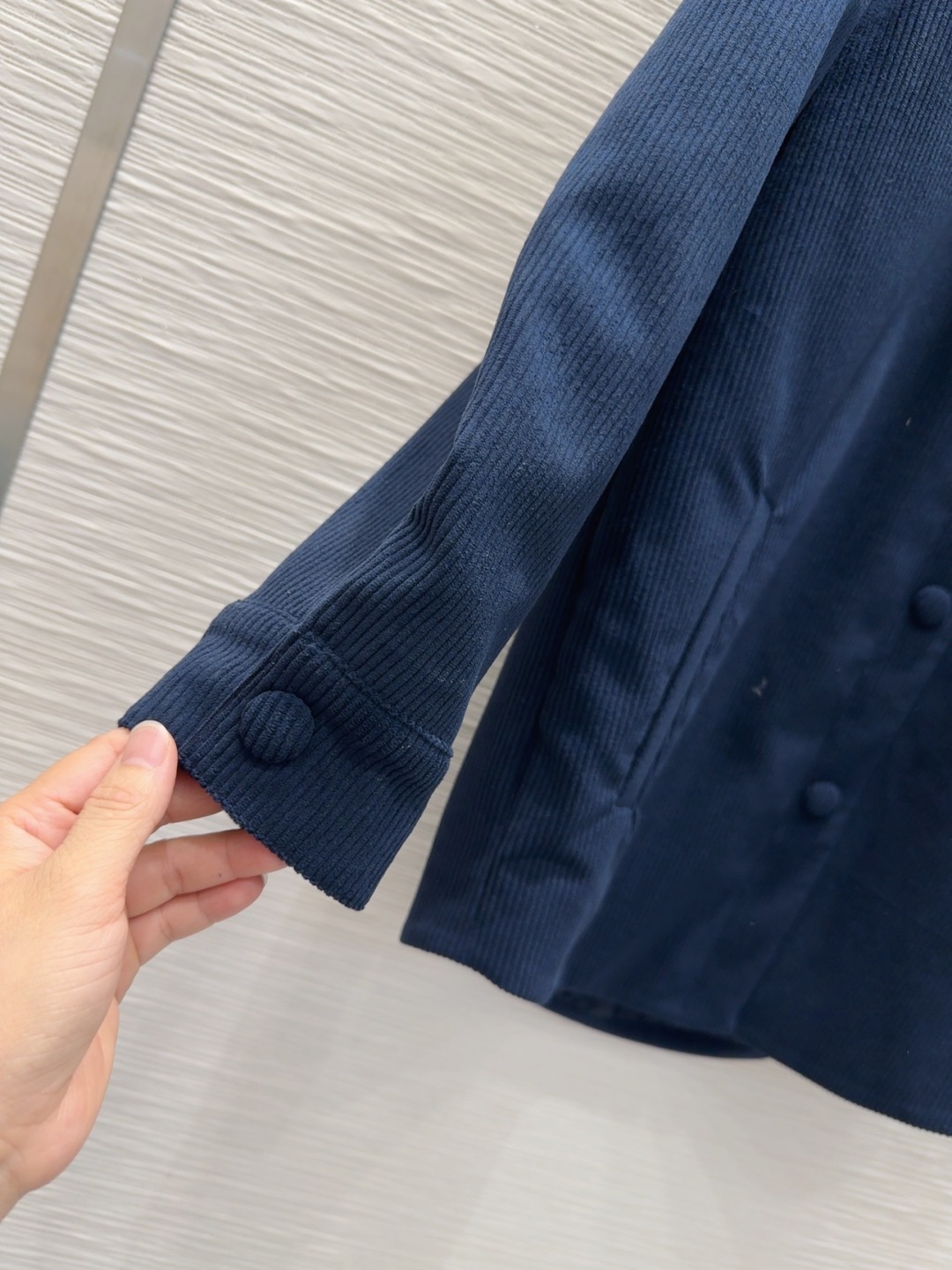 Miu Miu 2025FW Corduroy Jacket: Elegant & Timeless British Style 7 cmp i1757055866506 6156 0 4