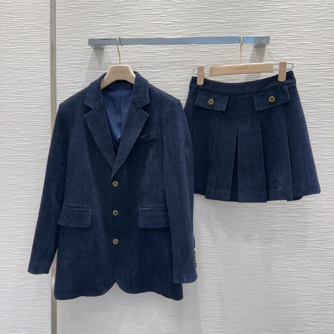 Miu Miu Women's 2025FW Navy Corduroy Skirt Suit Set 2 cmp i1757076835102 6120 0 9