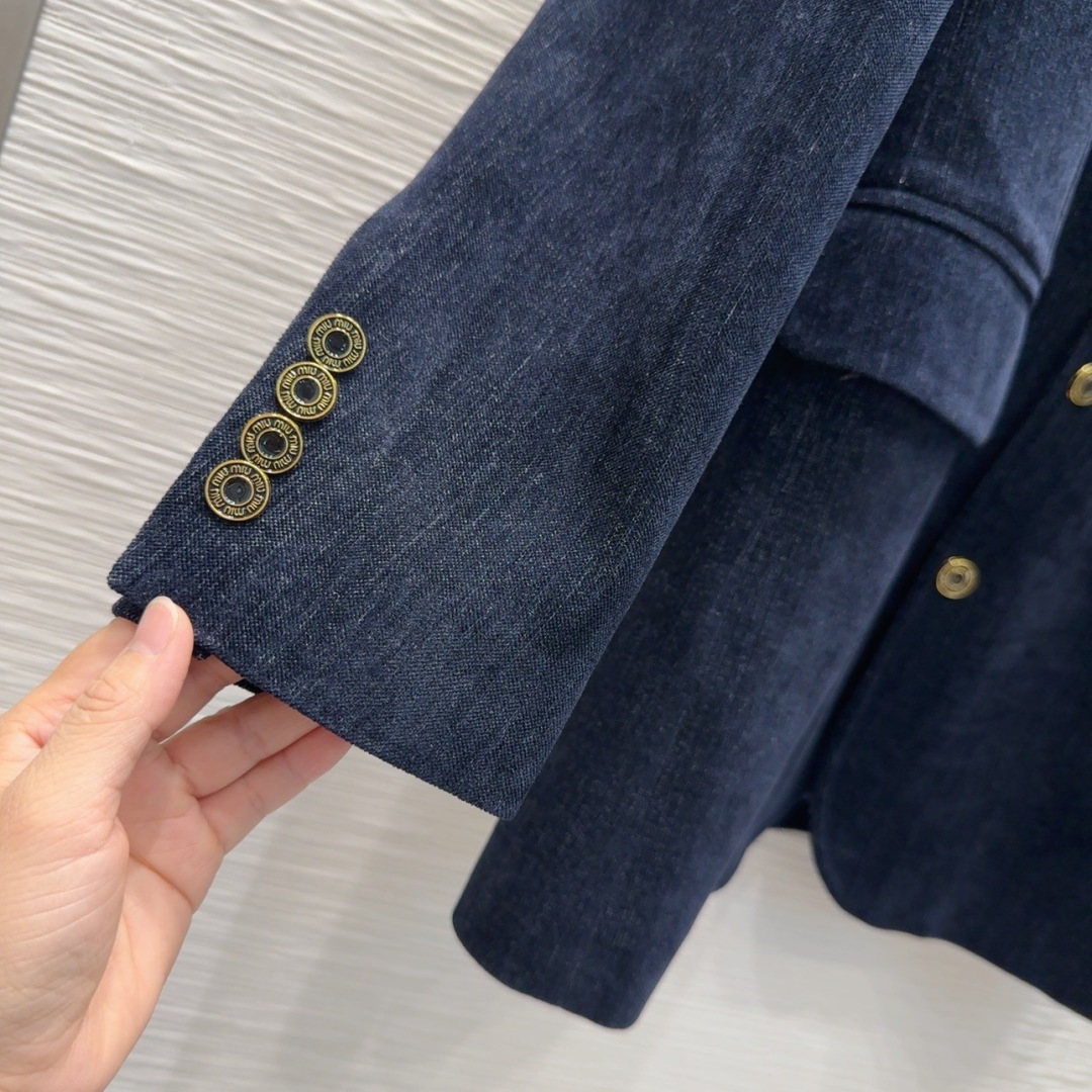 Miu Miu Women's 2025FW Navy Corduroy Skirt Suit Set 6 cmp i1757076836274 9604 0 5