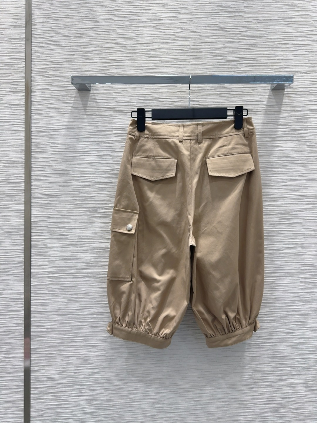 🛍️ Christian Dio* 👑2025FW新款中裤 不挑剔身形要求 上身特别赞！搭配的风格也很通