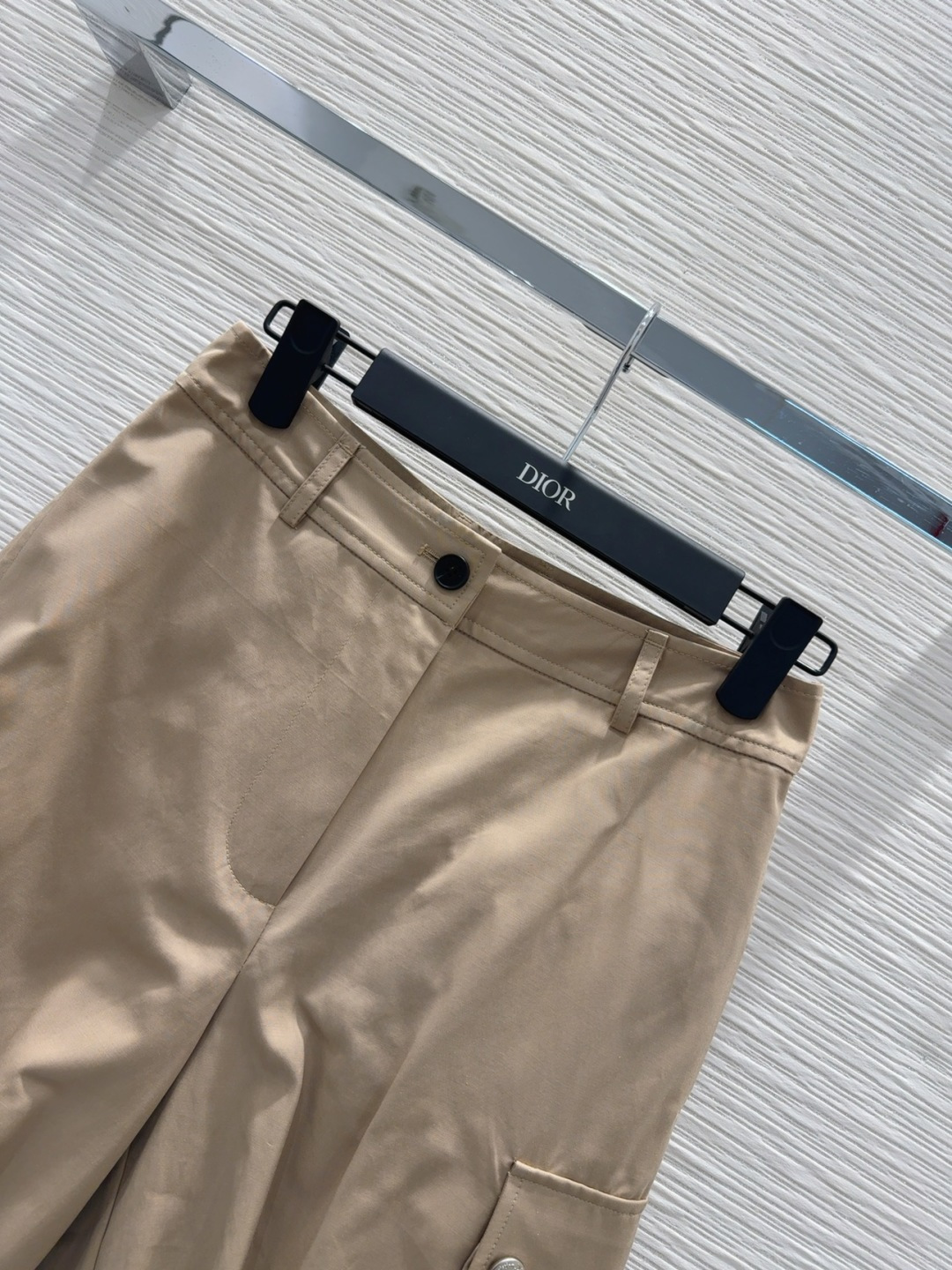 🛍️ Christian Dio* 👑2025FW新款中裤 不挑剔身形要求 上身特别赞！搭配的风格也很通