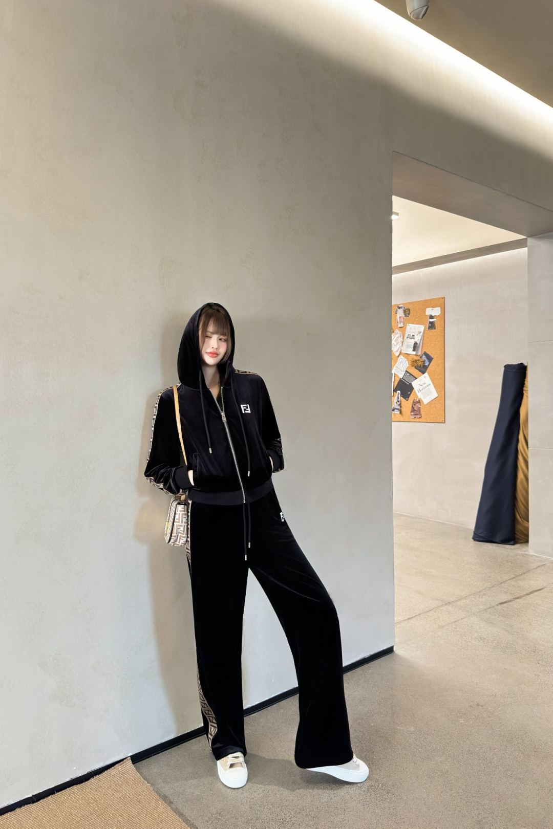 NO:494655,upper body picture, alexander wang19860909上身图,,alexander wang,Women's clothing