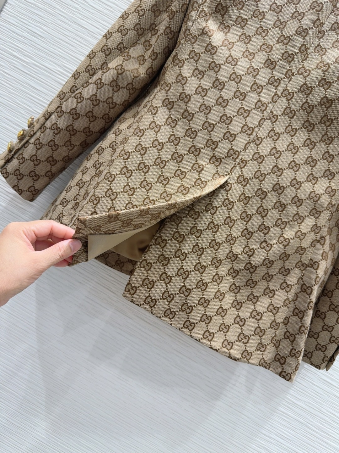 🛍️Gucc*👑2025FW新款外套 一眼爱上 高级手工坊系列款 非常高级的进口高密度质地 满身提花面料