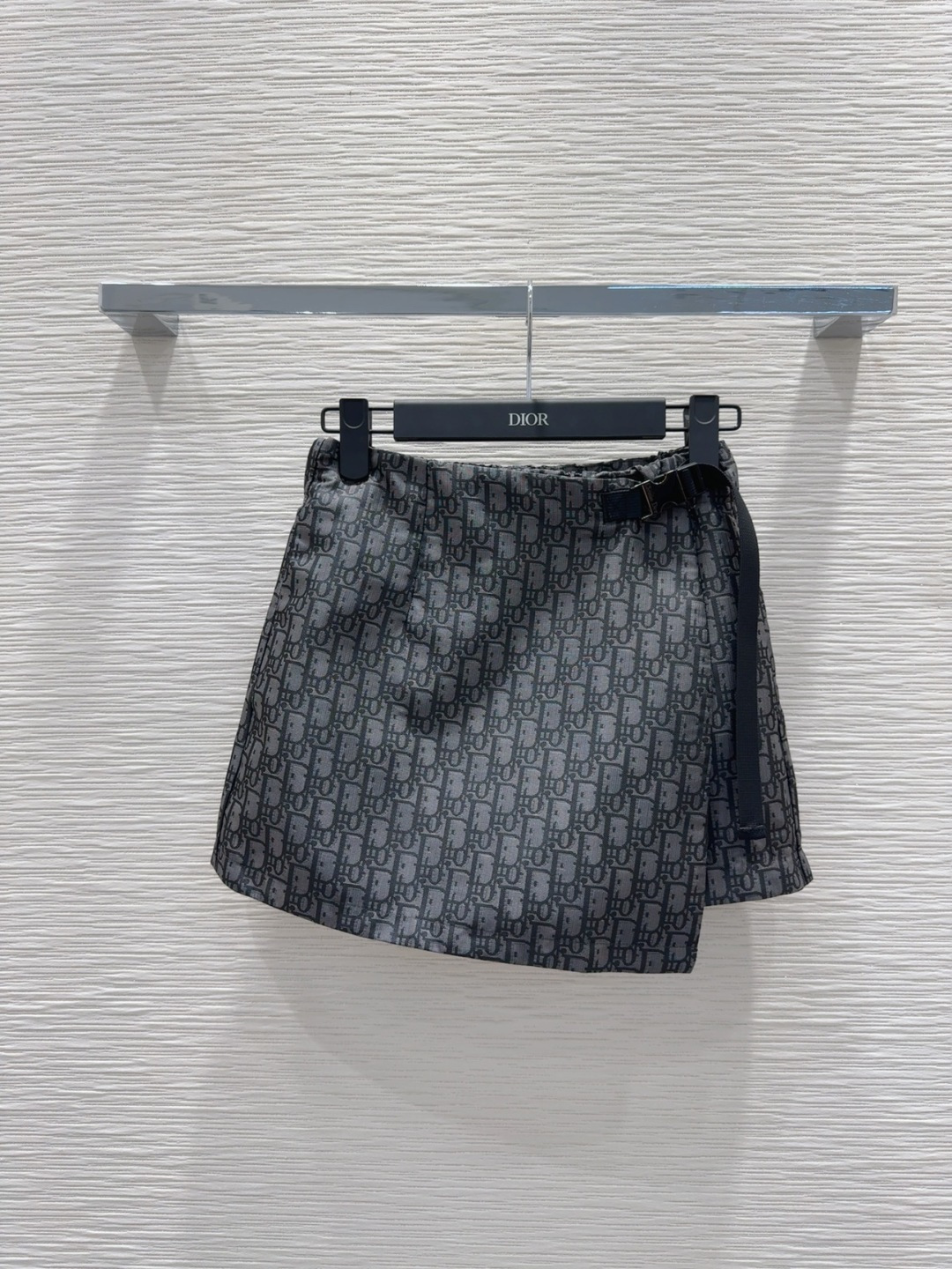 🛍️Christian Dio* 👑2025FW新款裤裙 印花面料 经典又有型 各种都能完美驾驭～高级成