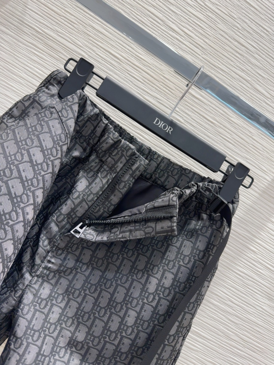 🛍️Christian Dio* 👑2025FW新款裤裙 印花面料 经典又有型 各种都能完美驾驭～高级成
