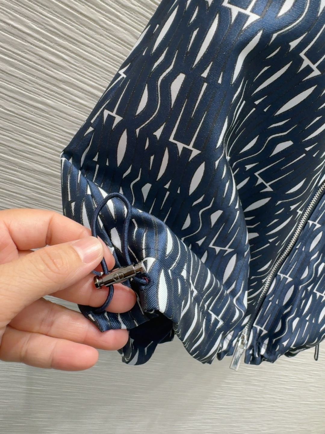 🛍️Christian Dio* 👑2025FW爆款推荐半裙 印花面料 经典又有型 各种都能完美驾驭～高