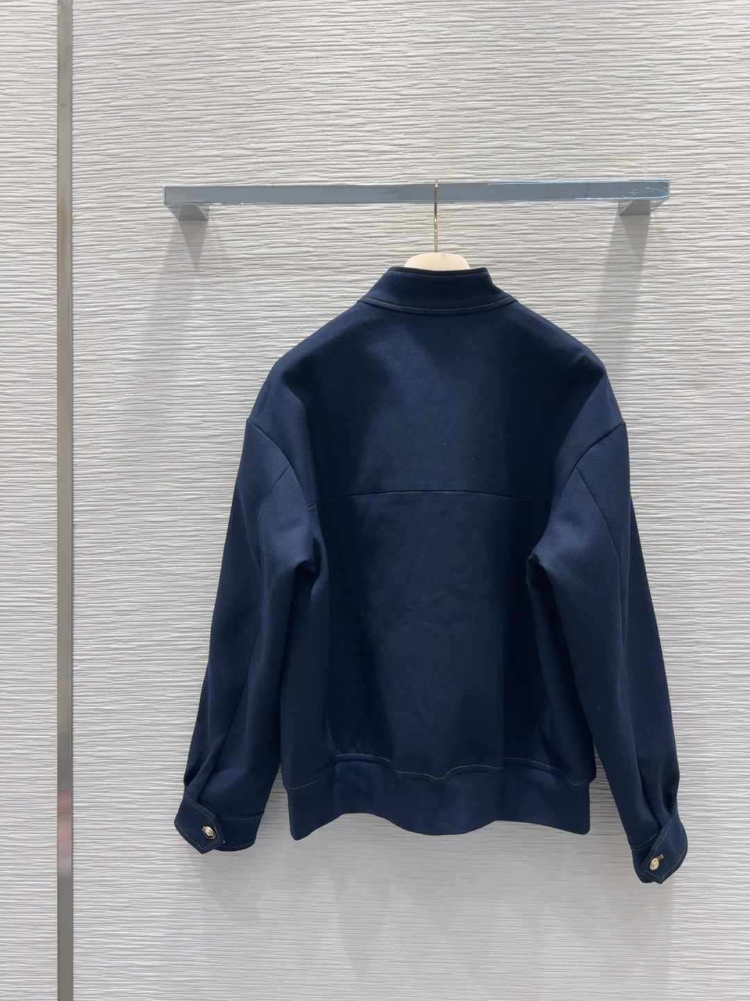 🛍️Miu Mi* 👑2025FW新款时尚外套 经典又有型 自带气场 面料质感很奈斯 时髦又高级 颜色超