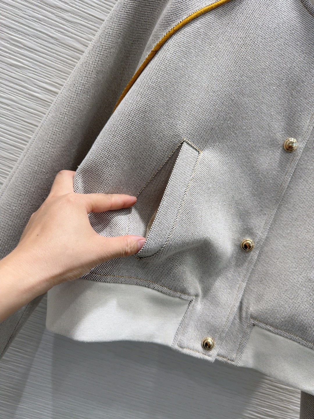 🛍️Miu Mi* 👑2025FW新款时尚外套 经典又有型 自带气场 面料质感很奈斯 时髦又高级 颜色超