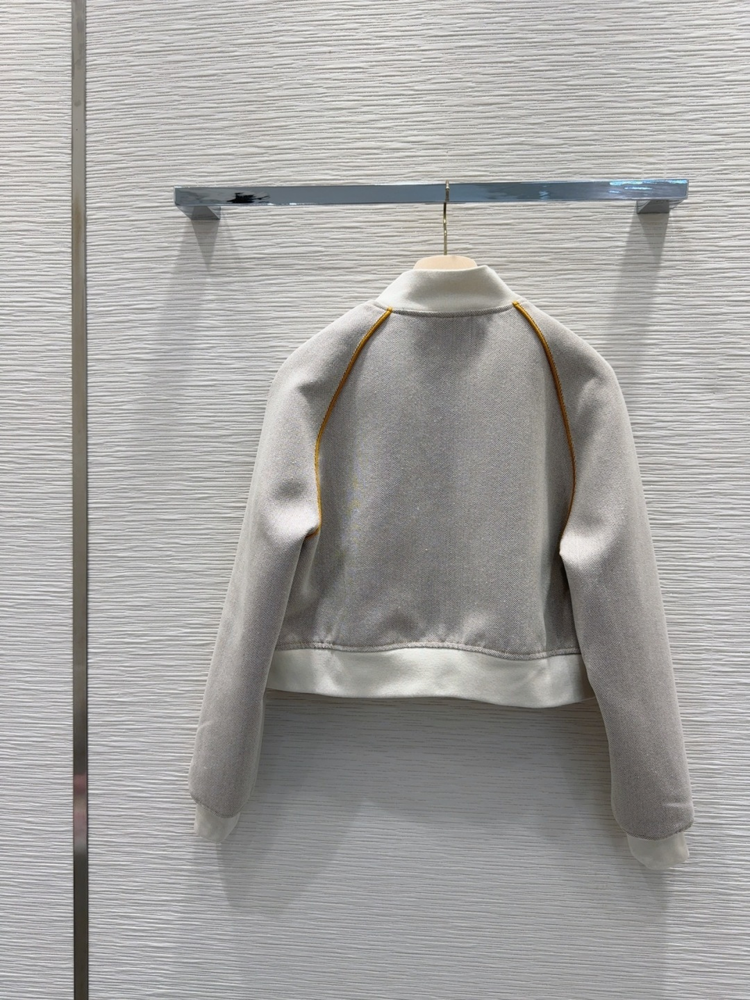 🛍️Miu Mi* 👑2025FW新款时尚外套 经典又有型 自带气场 面料质感很奈斯 时髦又高级 颜色超