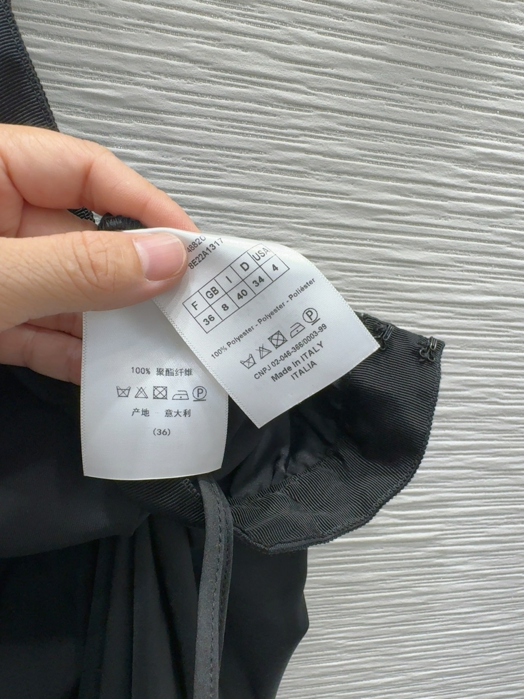 🛍️ Christian Dio* 👑2025FW新款半裙 又一款时尚达人的心头好！细节精致 每一件到手