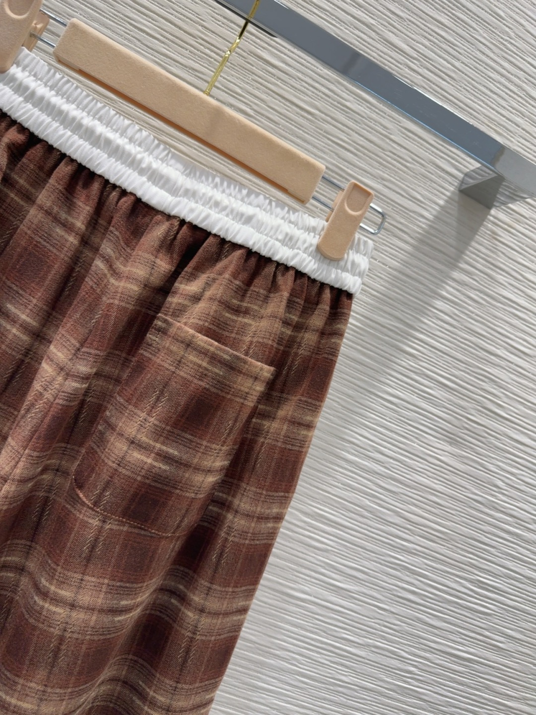 🛍️Miu Mi*👑2025FW新款 阔腿长裤 时髦好穿度爆棚的行走的休闲裤 风格百搭 高级定制 轻薄舒