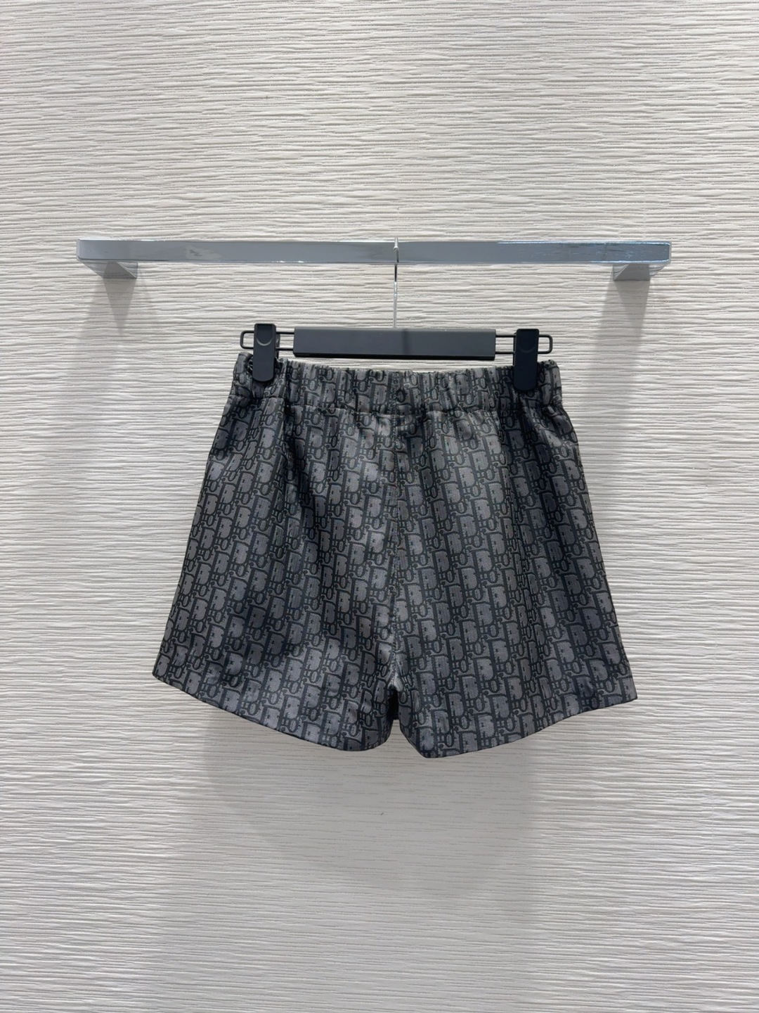 🛍️Christian Dio* 👑2025FW新款裤裙 印花面料 经典又有型 各种都能完美驾驭～高级成