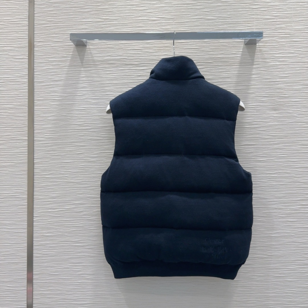 🛍️Moncle*r👑2025FW新款羽绒马甲 男女同款 【50针织羊毛 鹅绒填充 充绒量50克】 低调