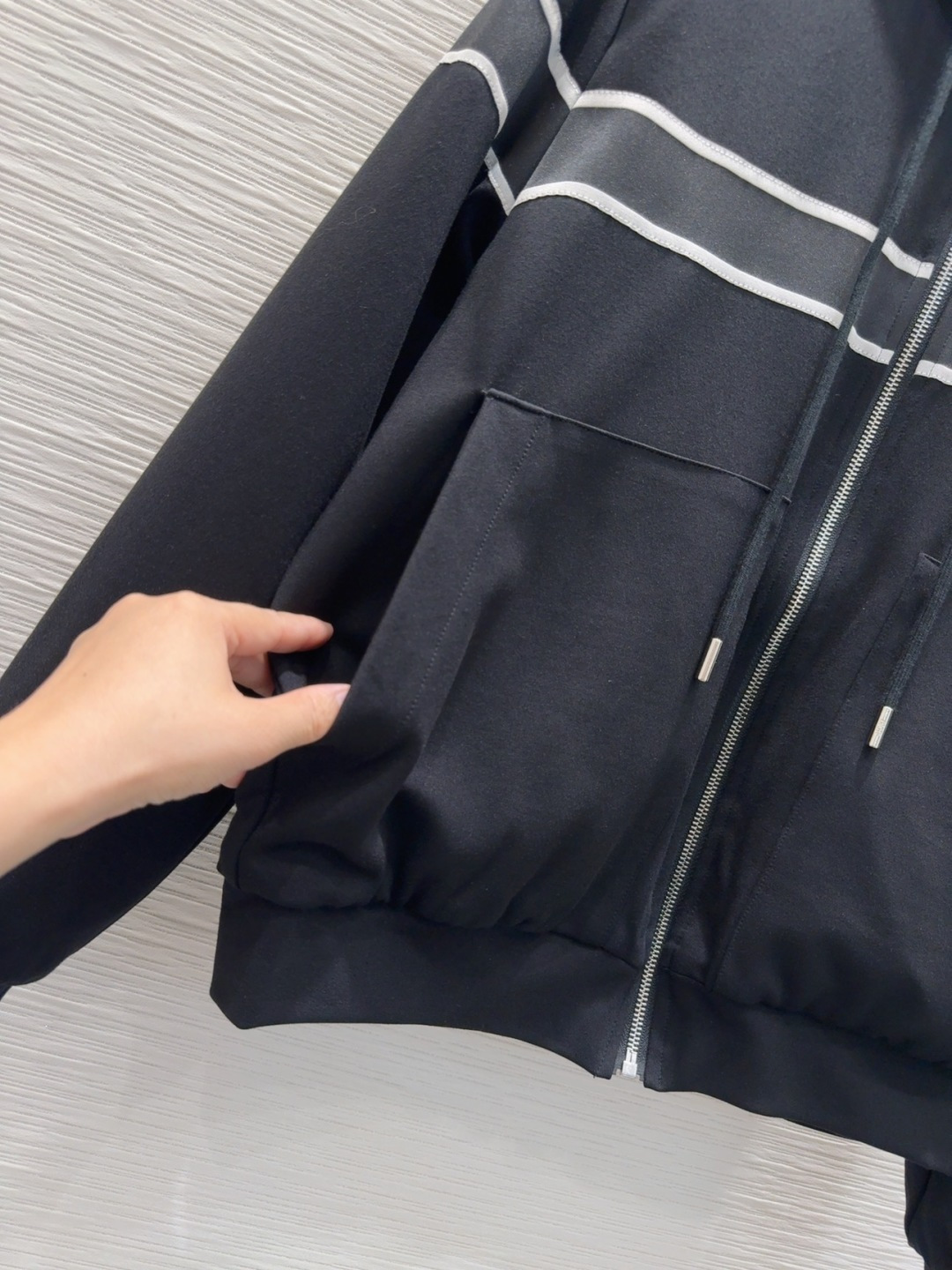 🛍️ Christian Dio* 👑 2025FW新款套装 外套双面可穿 上身显瘦又提升时髦度，优雅气