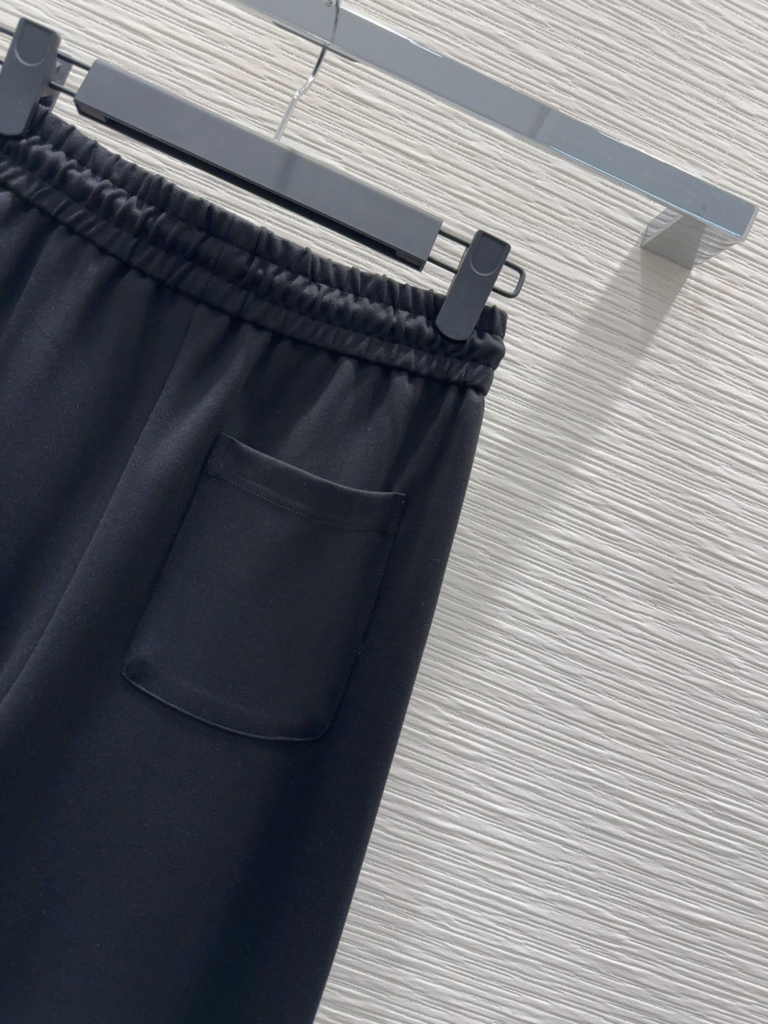 🛍️ Christian Dio* 👑 2025FW新款套装 外套双面可穿 上身显瘦又提升时髦度，优雅气