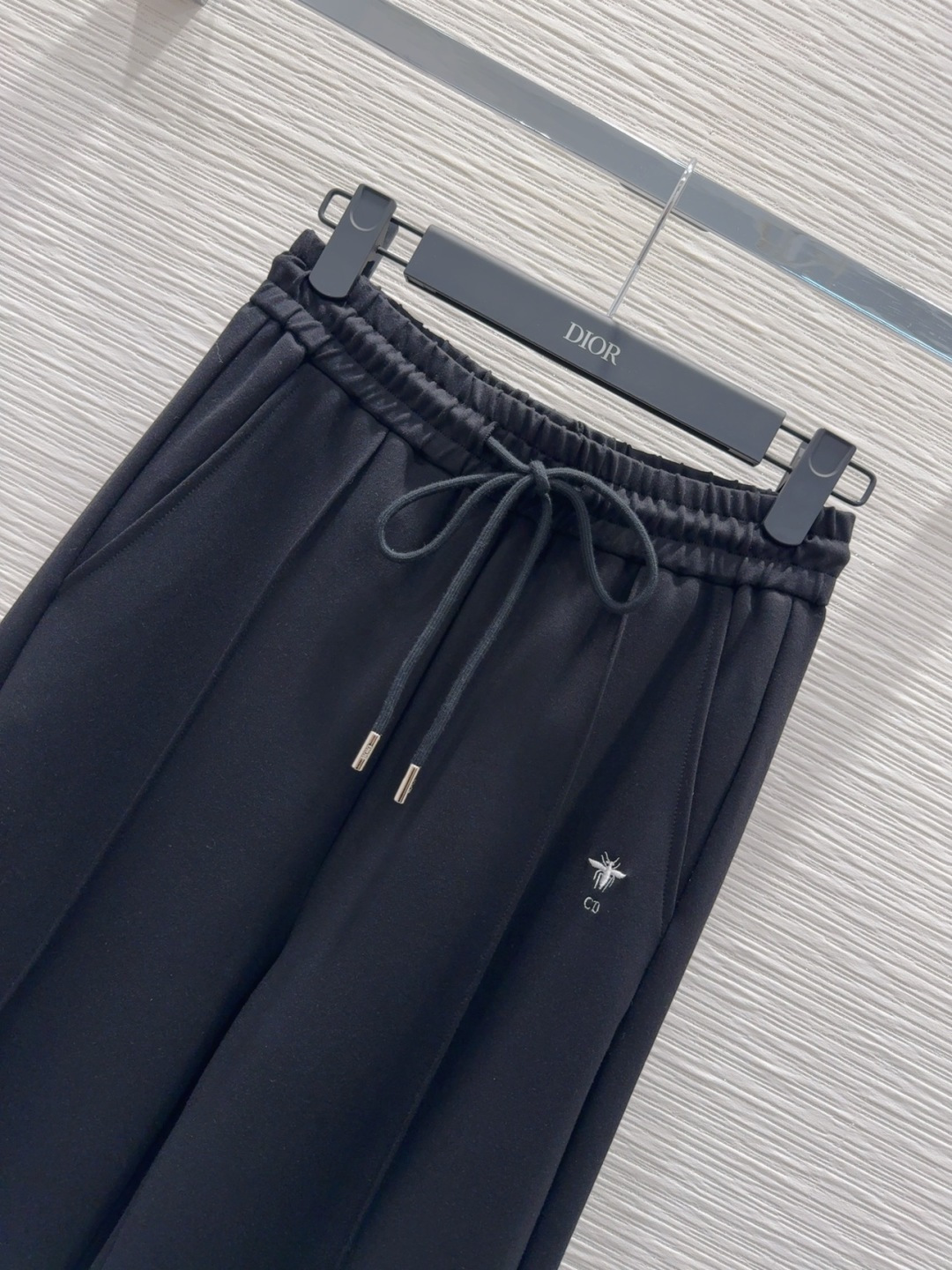 🛍️ Christian Dio* 👑 2025FW新款套装 外套双面可穿 上身显瘦又提升时髦度，优雅气