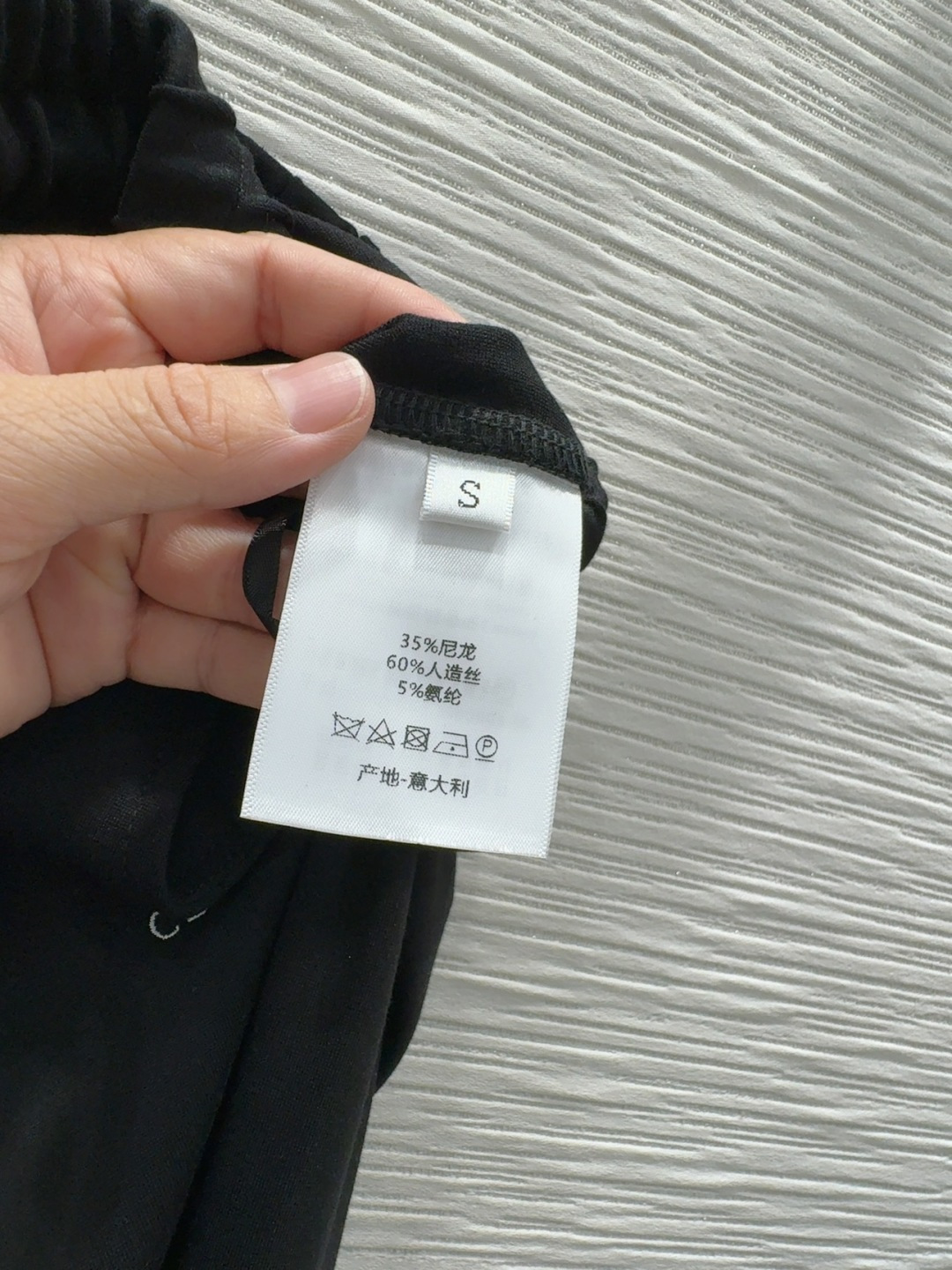 🛍️ Christian Dio* 👑 2025FW新款套装 外套双面可穿 上身显瘦又提升时髦度，优雅气