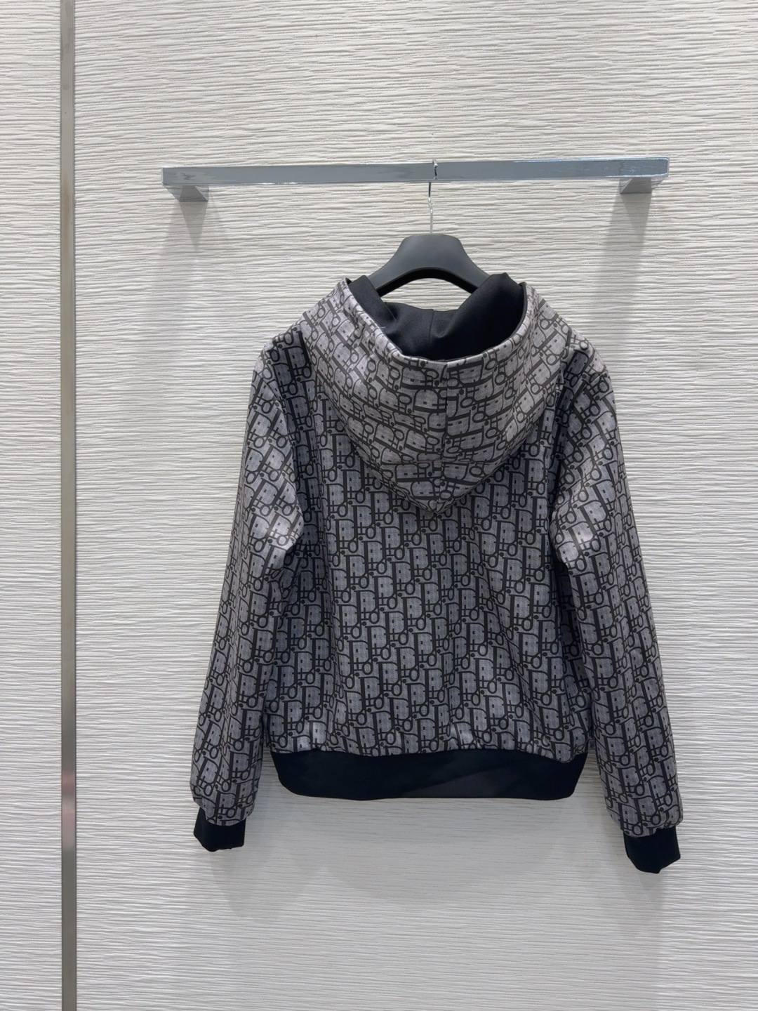 🛍️ Christian Dio* 👑 2025FW新款套装 外套双面可穿 上身显瘦又提升时髦度，优雅气