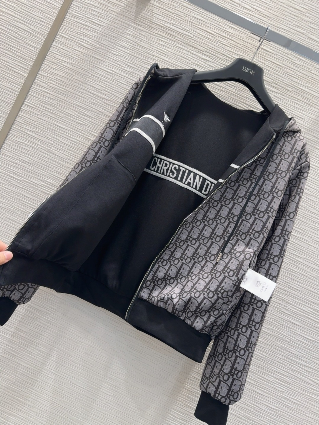 🛍️ Christian Dio* 👑 2025FW新款套装 外套双面可穿 上身显瘦又提升时髦度，优雅气