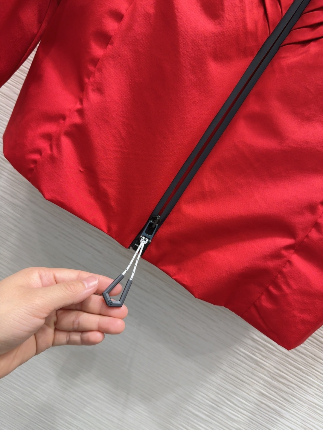 🛍️ Louis Vuitto* 👑 2025FW新款冲锋衣 时髦度爆棚 💯高级定制V家专属Logo 绝