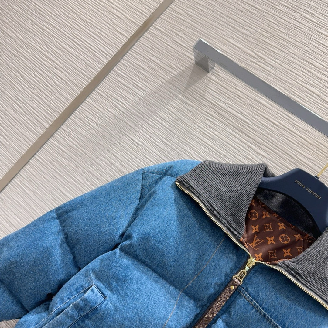 🛍️Louis Vuitt*o 👑2025FW新款羽绒服 整体保暖效果拉满，短款常规羽绒服 休闲时尚，经