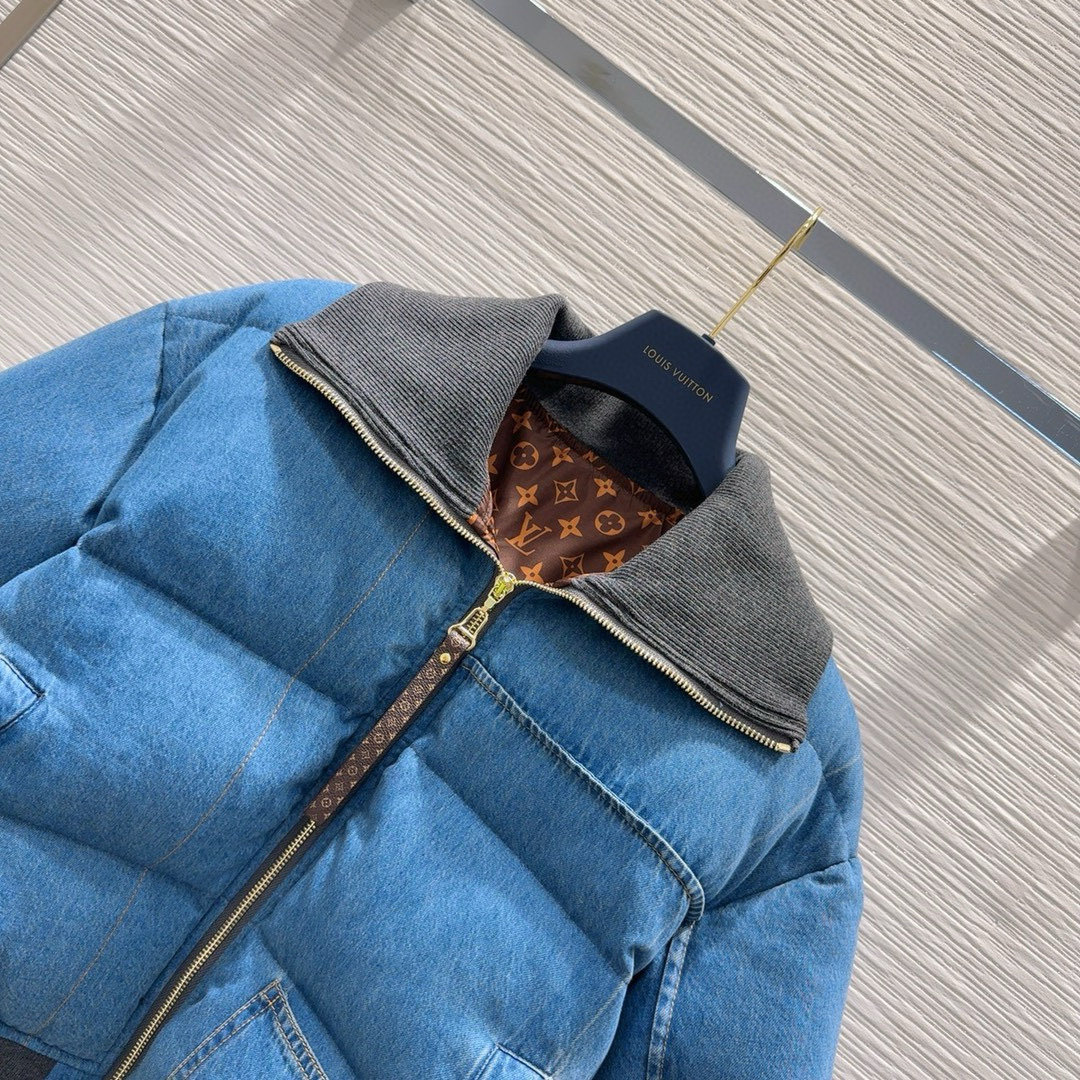 🛍️Louis Vuitt*o 👑2025FW新款羽绒服 整体保暖效果拉满，短款常规羽绒服 休闲时尚，经
