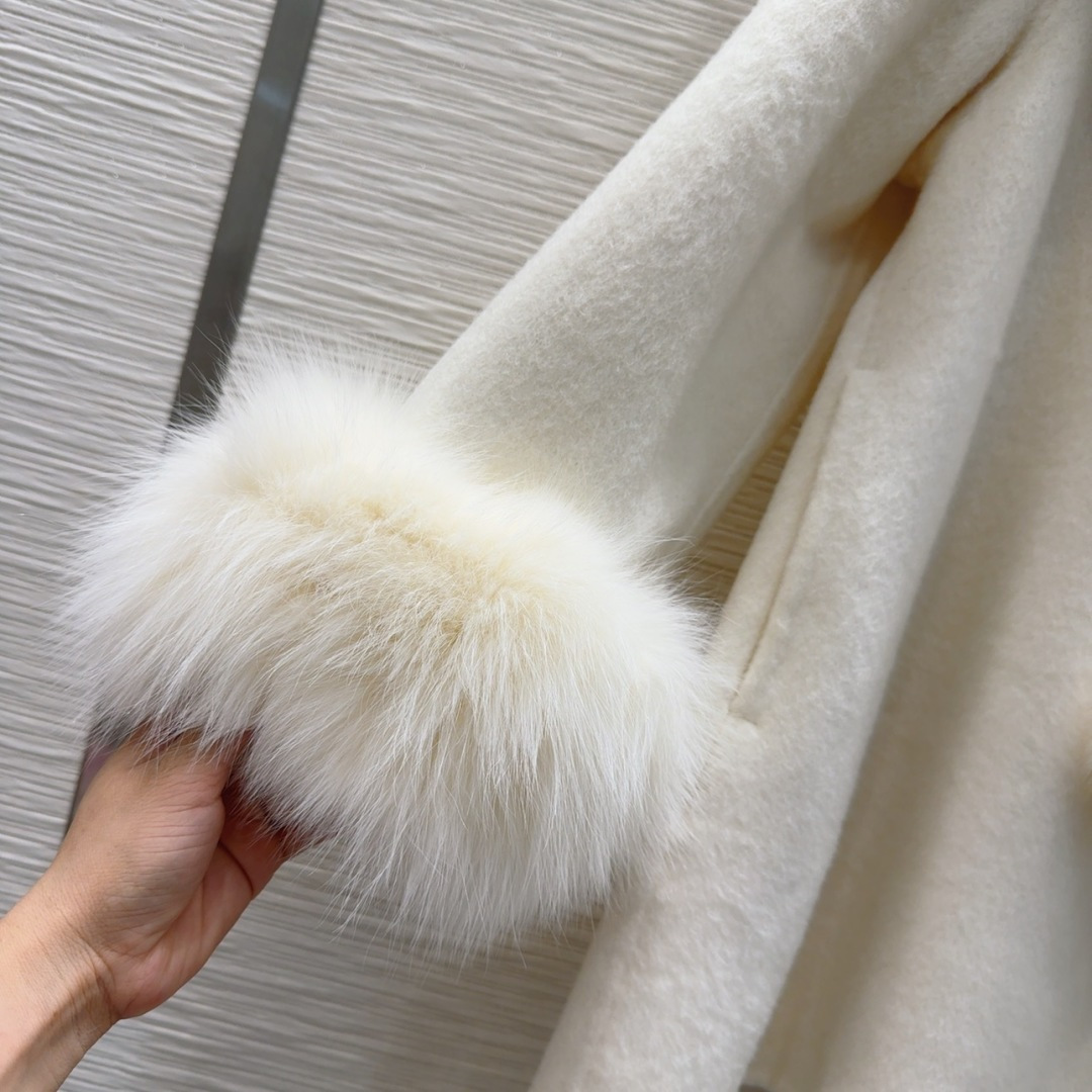 🛍️🛍️原单品质❤️渠道狠货❤️Max Mar*a👑双面羊绒大衣 高衣品的宝宝 30％羊绒+70％羊毛+