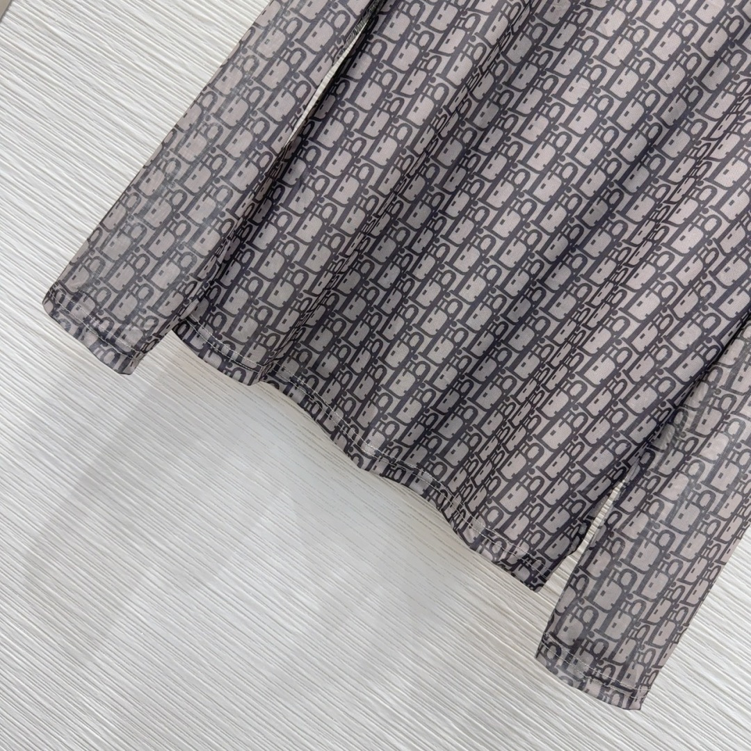 🛍️ Christian Dio* 👑2025FW新款网纱打底衫 渗透印花 高级大气 柔软弹力很舒服 满