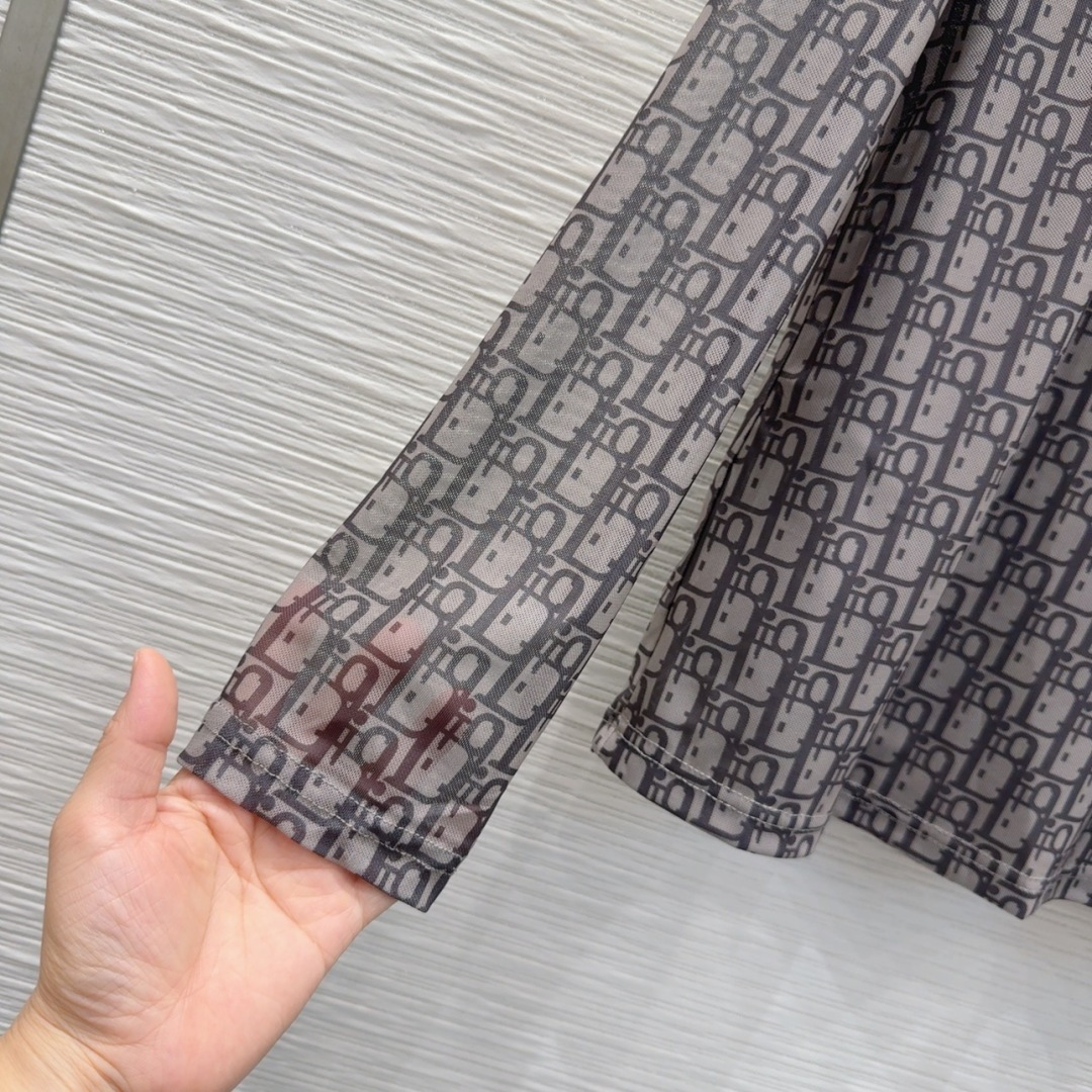 🛍️ Christian Dio* 👑2025FW新款网纱打底衫 渗透印花 高级大气 柔软弹力很舒服 满