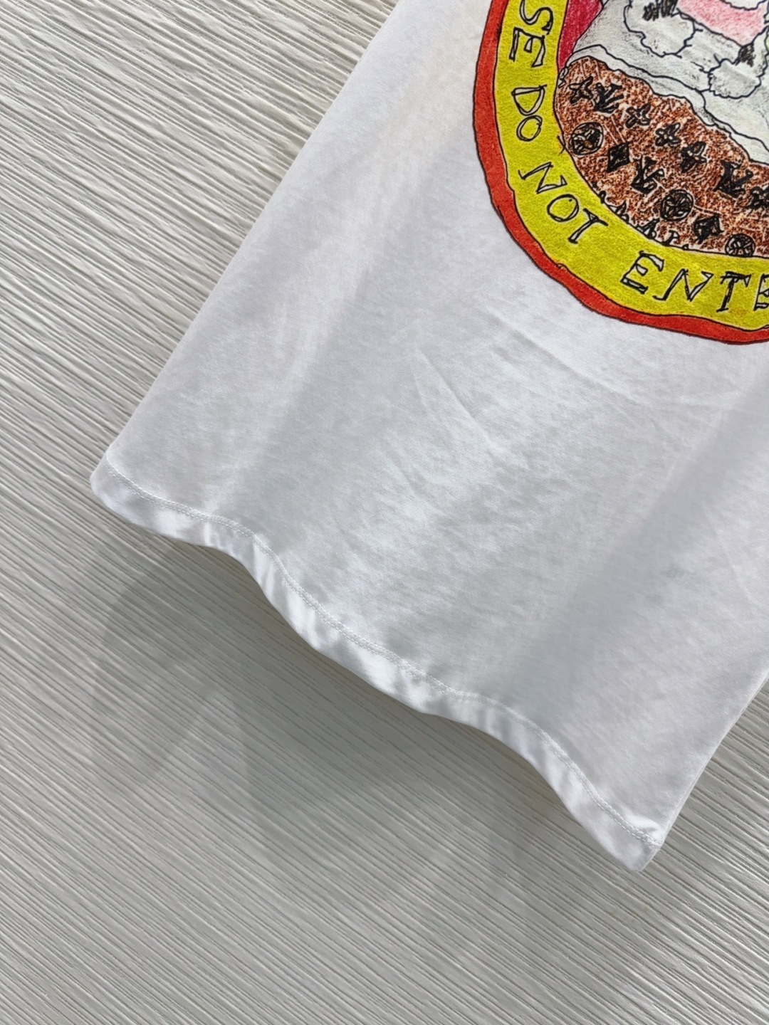 🛍️Louis Vuitto*👑2025FW新款T恤 密度很高手感超好 真的费劲心血的一款！！细节完美常