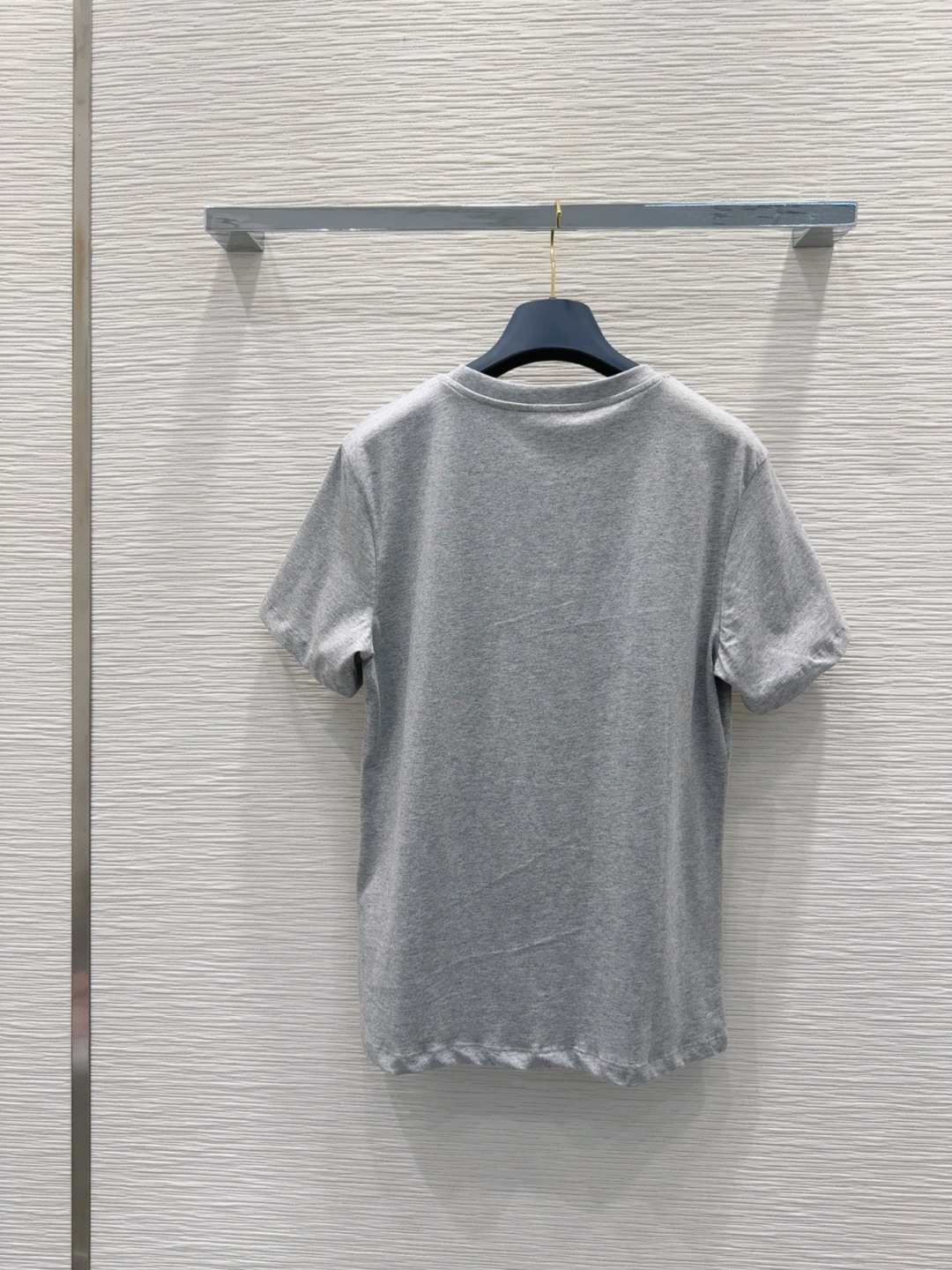 🛍️Louis Vuitto*👑2025FW新款T恤 密度很高手感超好 真的费劲心血的一款！！细节完美常