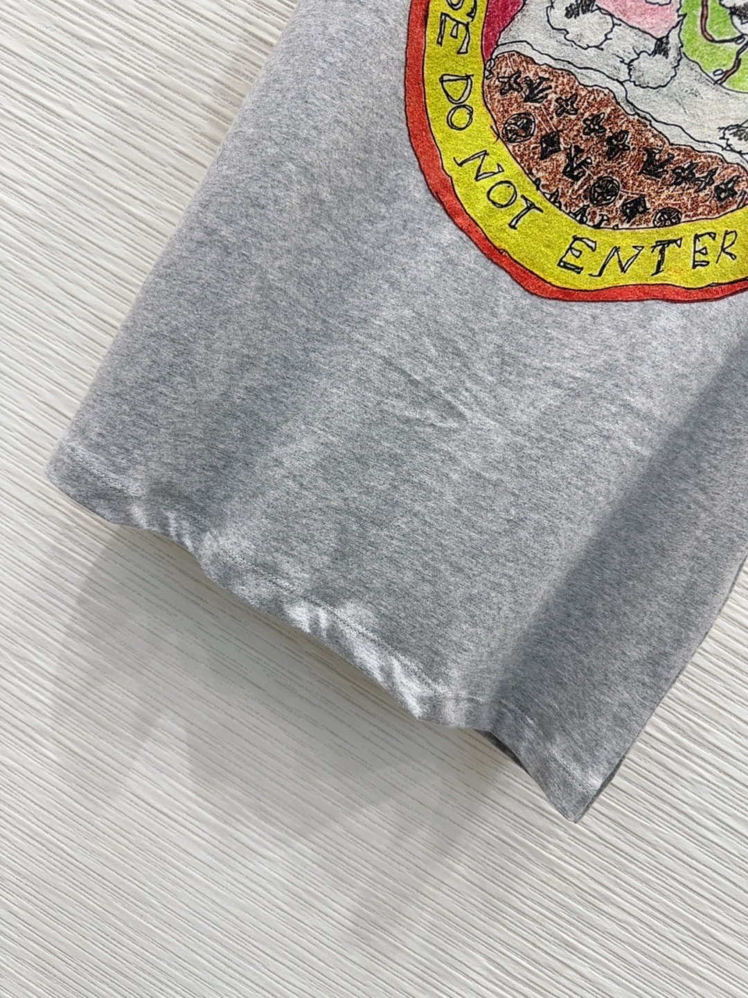 🛍️Louis Vuitto*👑2025FW新款T恤 密度很高手感超好 真的费劲心血的一款！！细节完美常