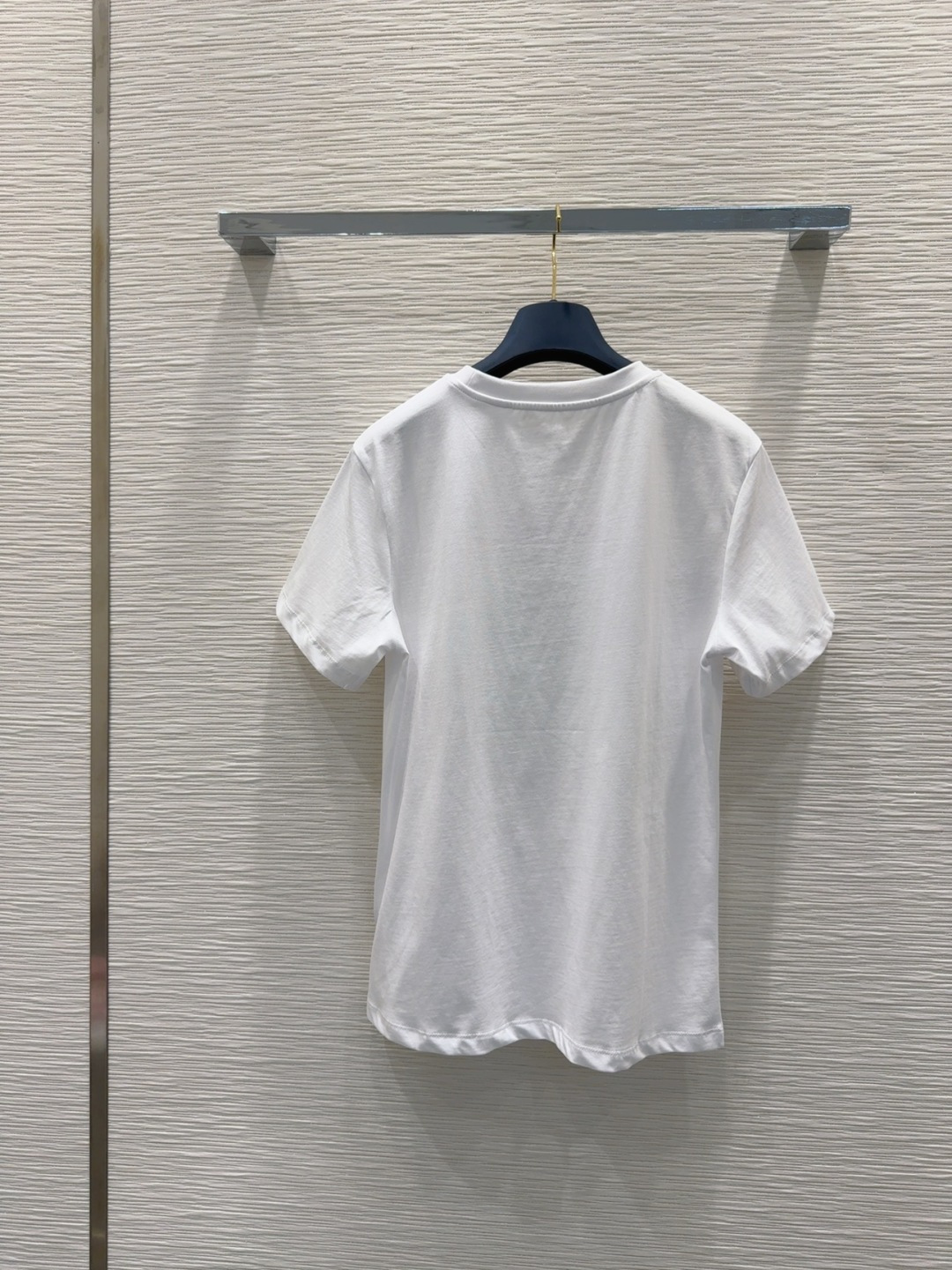 🛍️Louis Vuitto*👑2025FW新款T恤 密度很高手感超好 真的费劲心血的一款！！细节完美常