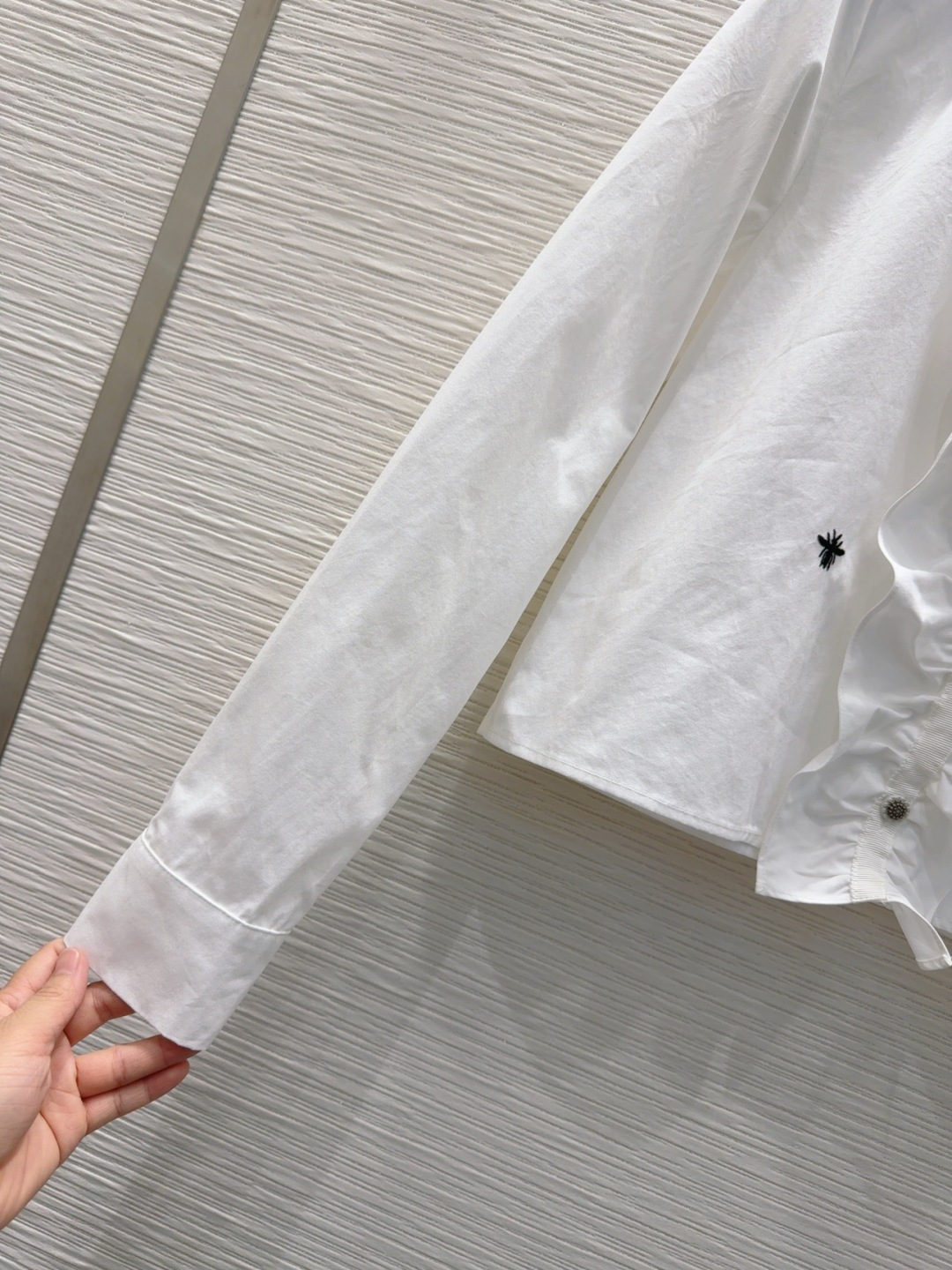 🛍️Christian Dio*👑2025FW新款衬衣 低调奢华立体剪裁 精简线条感设计 高贵典雅又尽显