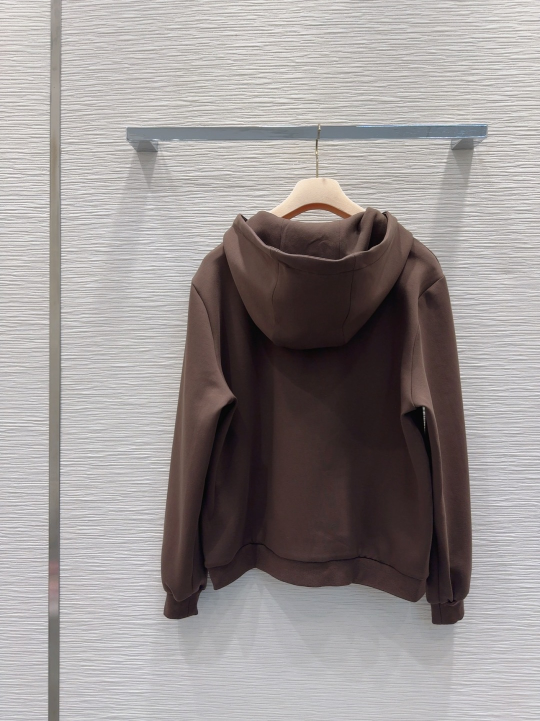 🛍️Miu Mi*👑 2025FW新款休闲套装 上身显瘦又提升时髦度，复古优雅气质单品。衣橱必备！做工品