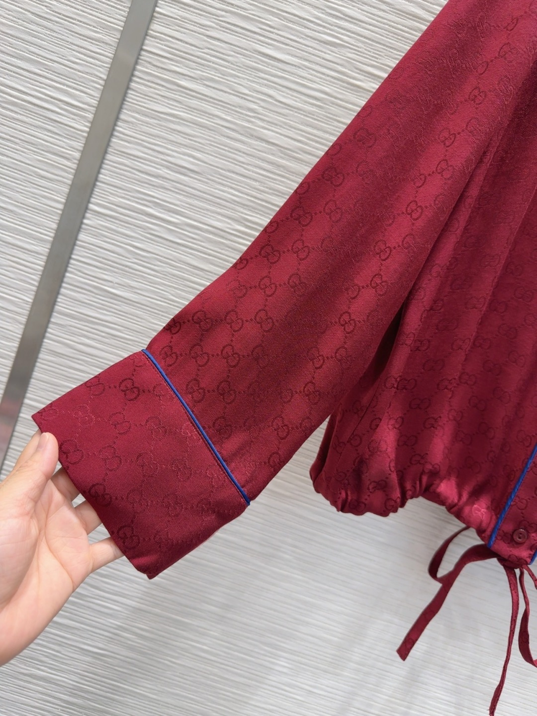 🛍️ Gucc* 👑2025FW新款套装 人丝提花 经典又有型 各种都能完美驾驭～高级成衣做法，细节美到