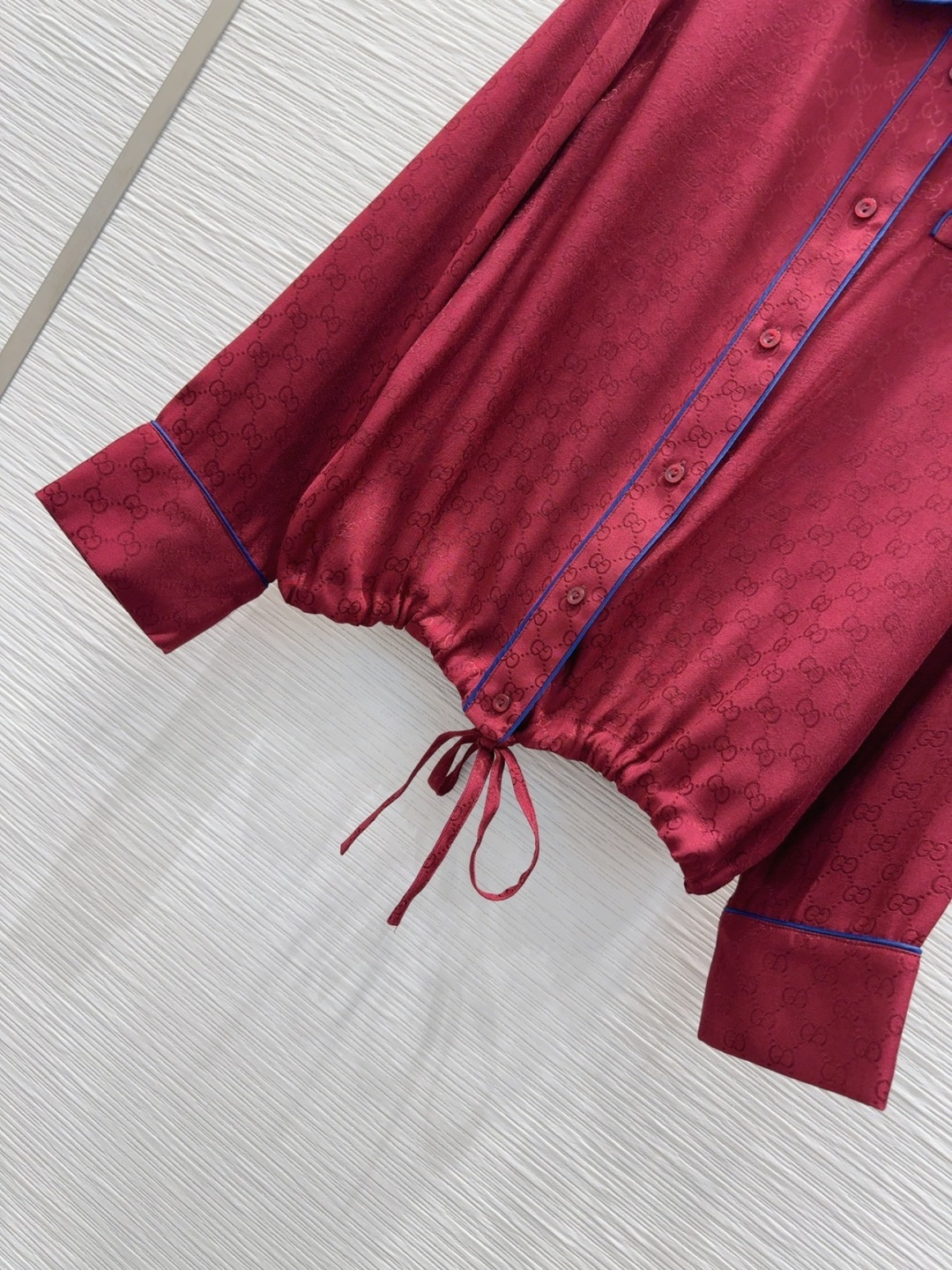 🛍️ Gucc* 👑2025FW新款套装 人丝提花 经典又有型 各种都能完美驾驭～高级成衣做法，细节美到