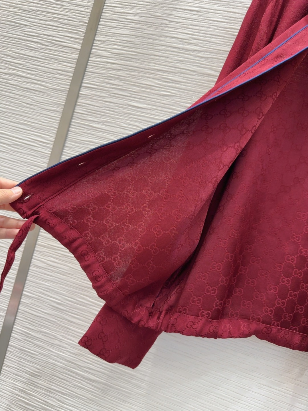 🛍️ Gucc* 👑2025FW新款套装 人丝提花 经典又有型 各种都能完美驾驭～高级成衣做法，细节美到