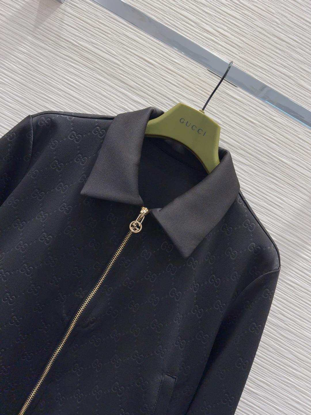 Gucci 2025FW Women's Black Jacket, Slim Fit, Elegant Style 4 cmp i1757757880751 5299 0 2